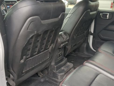 Certified 2022 Jeep Wrangler Unlimited Rubicon w/ LED Lighting Group image 18