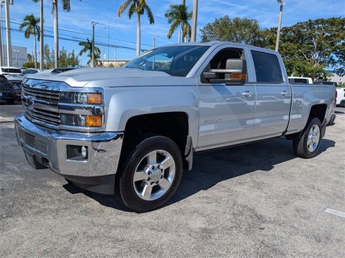 Used 2017 Chevrolet Silverado 2500 LT w/ LT Convenience Package image 3