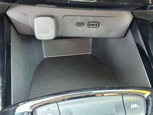 Used 2024 Chevrolet Trax LT w/ Driver Confidence Package image 26