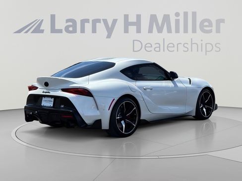 Used 2022 Toyota Supra Premium w/ Driver Assist Package RWD image 6