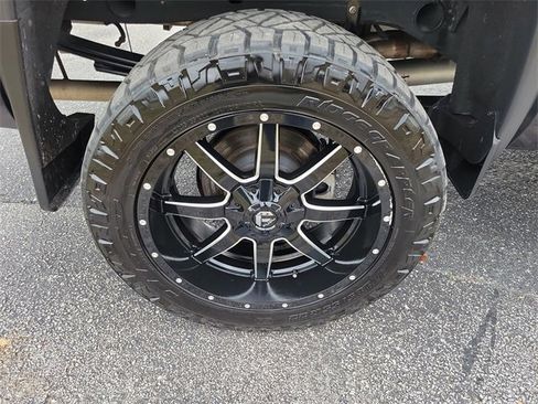 Used 2018 GMC Sierra 1500 Denali w/ Denali Ultimate Package image 6