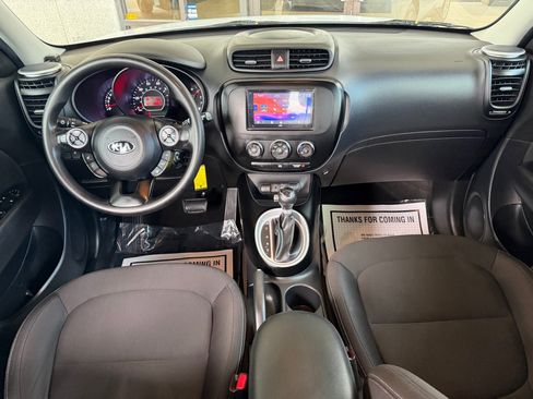 Used 2016 Kia Soul FWD image 21
