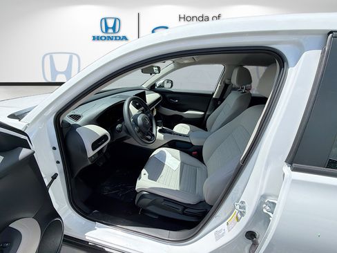 New 2027 Honda HR-V LX image 16