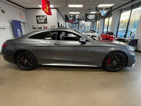 Used 2017 Mercedes-Benz S 63 AMG 4MATIC Coupe image 3