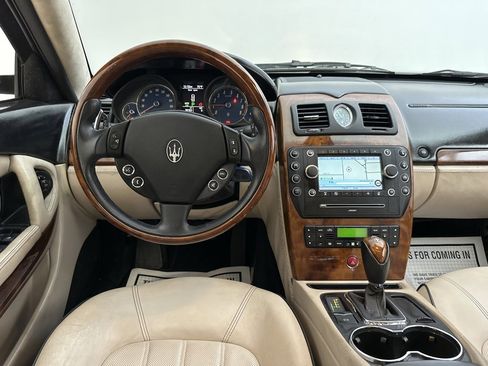 Used 2010 Maserati Quattroporte S image 20