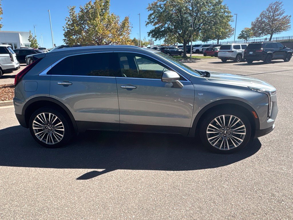 Used 2024 Cadillac XT4 Premium Luxury w/ Active Safety Package AWD/4WD image 6