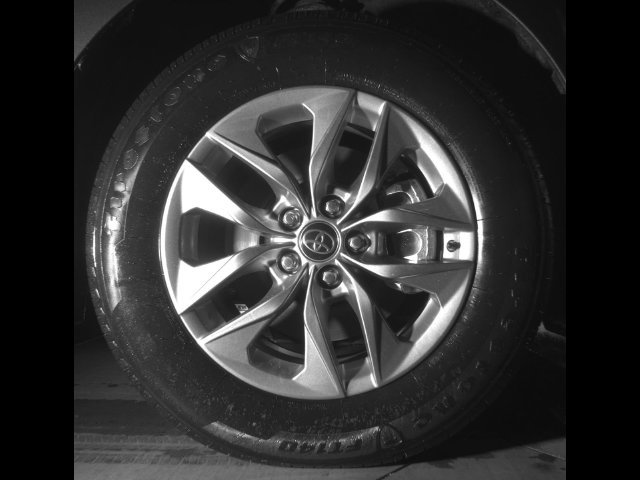Used 2025 Toyota Sienna XLE FWD image 25