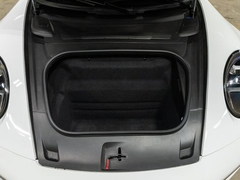 Used 2020 Porsche 911 Carrera 4S AWD/4WD image 68