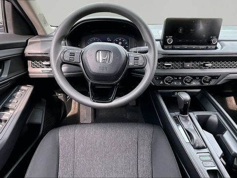 Used 2025 Honda Accord SE image 8