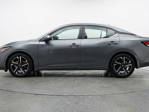 Used 2025 Nissan Sentra SV FWD image 5