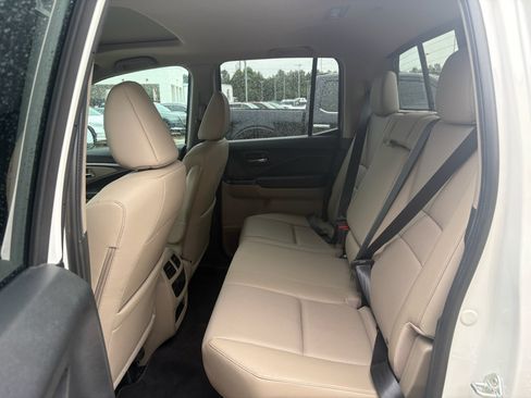 Certified 2022 Honda Ridgeline RTL-E image 32