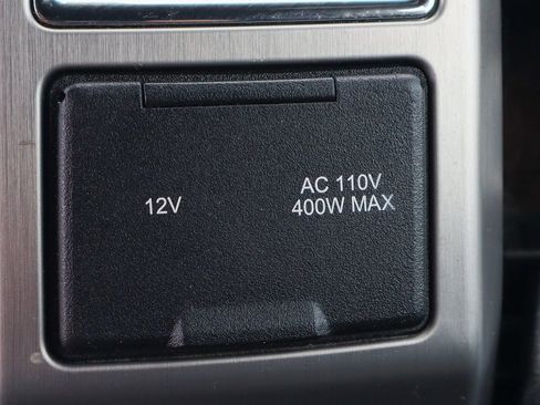 Used 2016 Ford F150 Platinum w/ Equipment Group 701A Luxury image 39