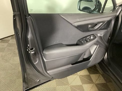 Used 2025 Subaru Outback Premium w/ Popular Package #1A AWD/4WD image 16