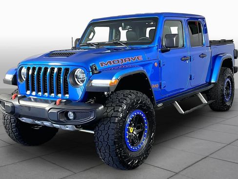 Used 2022 Jeep Gladiator Mojave w/ LED Lighting Group AWD/4WD image 2