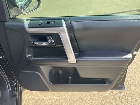 Used 2024 Toyota 4Runner SR5 image 30