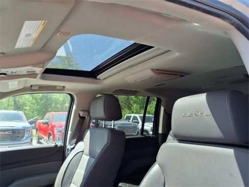 Used 2019 GMC Yukon XL Denali w/ Denali Ultimate Package image 19
