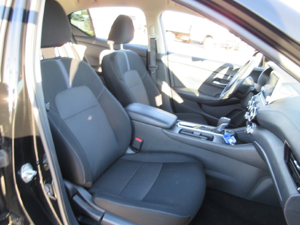 Used 2024 Nissan Sentra SV w/ All-Weather Package FWD image 19