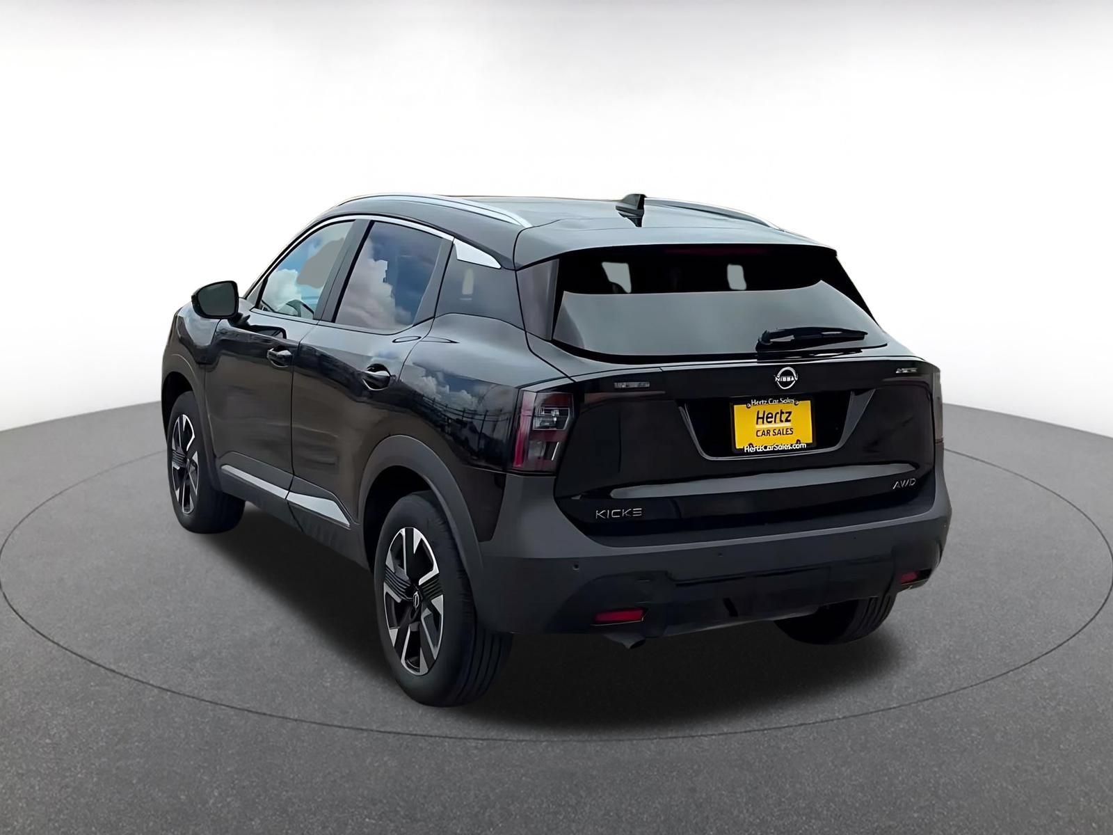 Used 2026 Nissan Kicks SV w/ Cold Weather Package AWD/4WD image 10