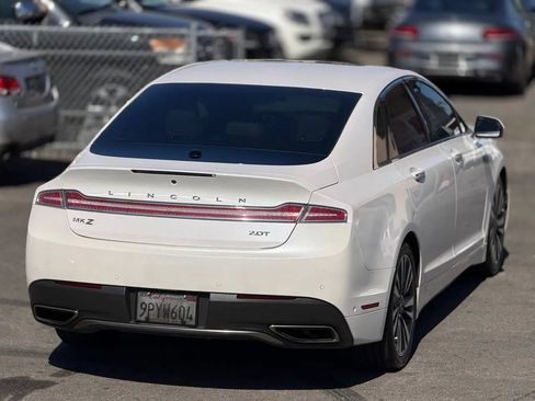 Used 2019 Lincoln MKZ Reserve FWD image 17