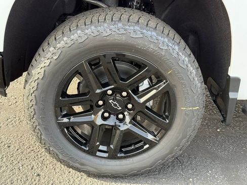 New 2026 Chevrolet Silverado 1500 LT Trail Boss w/ LT Trail Boss Premium Package image 9