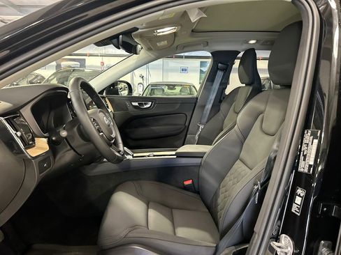 Used 2026 Volvo XC60 B5 Plus w/ Protection Package Premier image 10