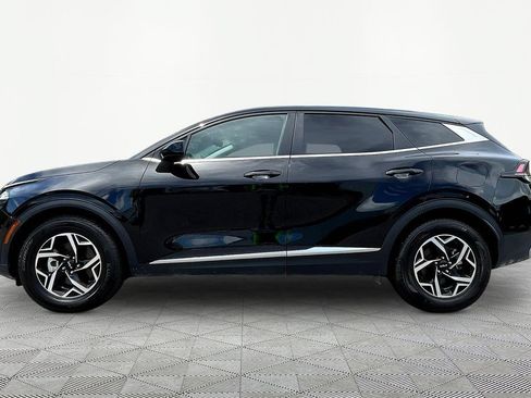 Used 2025 Kia Sportage LX FWD image 4