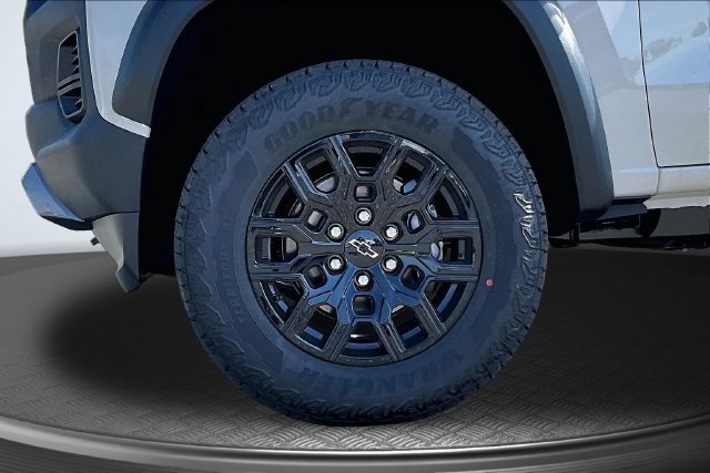 New 2026 Chevrolet Colorado Trail Boss AWD/4WD image 12