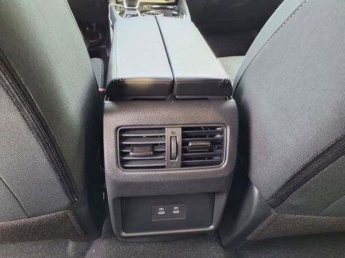 New 2026 Nissan Rogue SV image 18