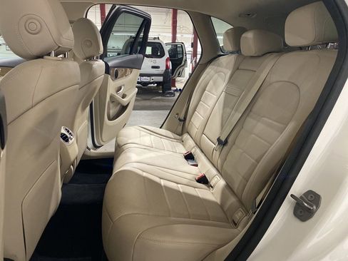 Used 2018 Mercedes-Benz GLC 300 image 10
