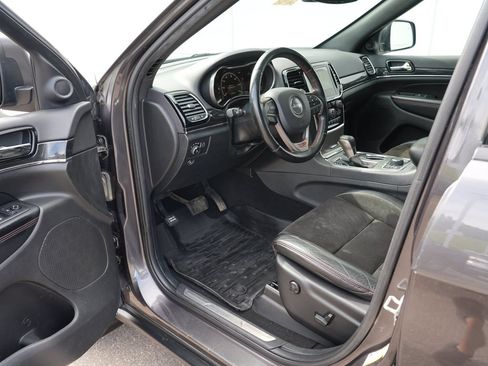 Used 2020 Jeep Grand Cherokee Trailhawk AWD/4WD image 13