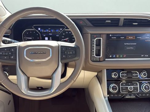 Used 2021 GMC Yukon Denali AWD/4WD image 30