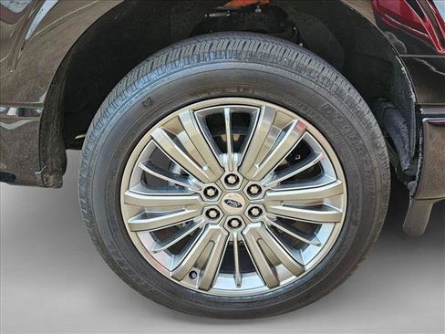 Used 2024 Ford F150 Platinum w/ Equipment Group 703A Plus AWD/4WD image 18