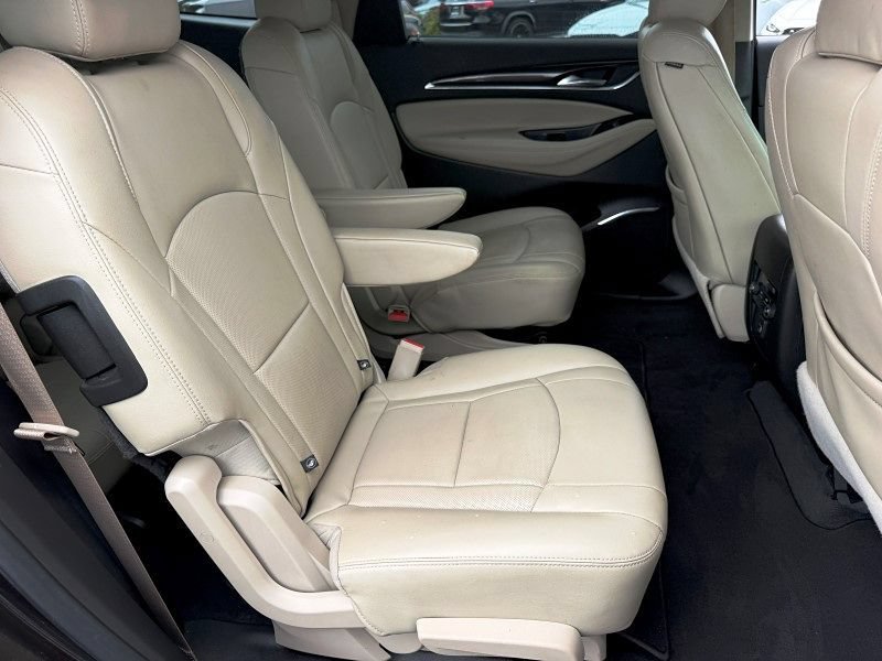 Used 2019 Buick Enclave Essence FWD image 16