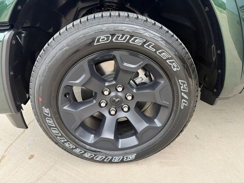 New 2026 RAM 1500 4x4 Crew Cab image 13