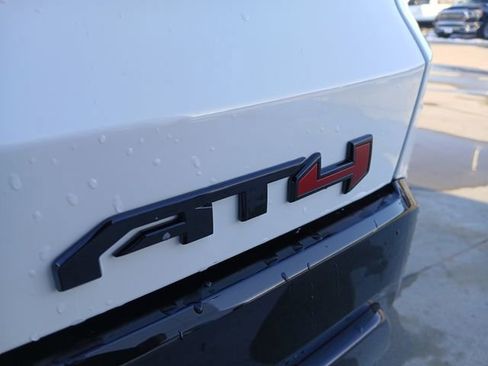New 2026 GMC Terrain AT4 w/ Convenience Package III AWD/4WD image 34