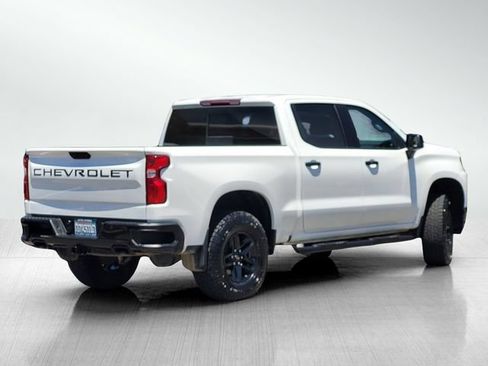 Used 2022 Chevrolet Silverado 1500 LT Trail Boss w/ Convenience Package II AWD/4WD image 4