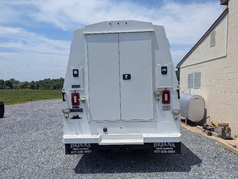 Used 2025 Chevrolet Silverado 3500 W/T w/ WT Convenience Package AWD/4WD image 9