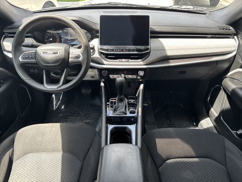 Used 2023 Jeep Compass Sport AWD/4WD image 12