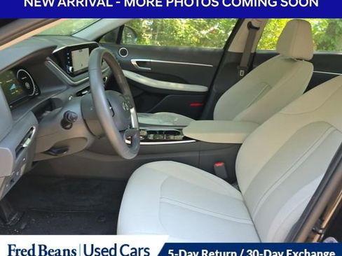 Used 2023 Hyundai Sonata SEL w/ Convenience Package FWD image 11