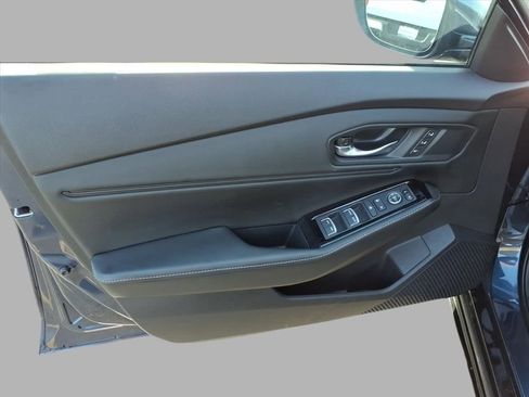 Used 2023 Honda Accord Touring image 13