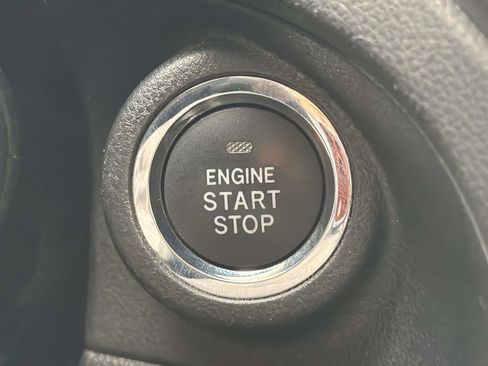 Used 2020 Subaru Ascent Premium w/ Convenience Package image 18