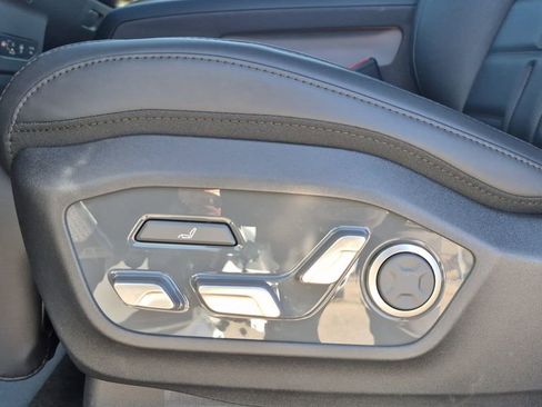 New 2026 Kia EV9 Land w/ Nightfall Edition Package image 12