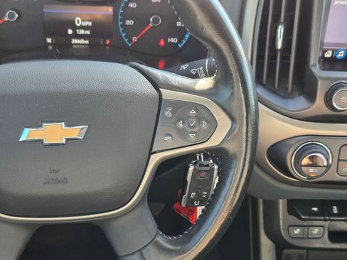 Used 2022 Chevrolet Colorado Z71 image 23