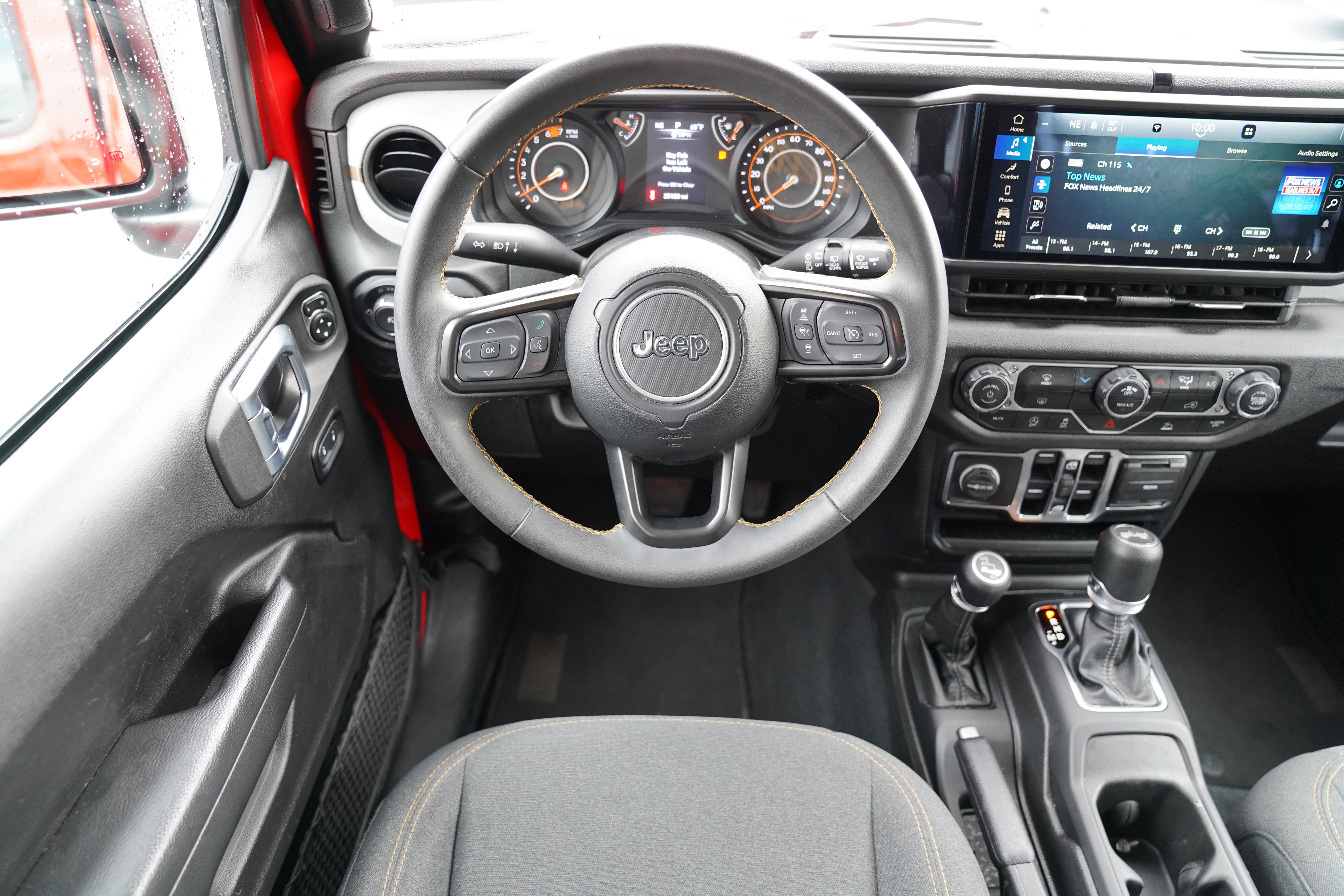 Used 2024 Jeep Wrangler Unlimited Sport AWD/4WD image 11