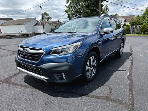 Used 2020 Subaru Outback Touring XT AWD/4WD image 3