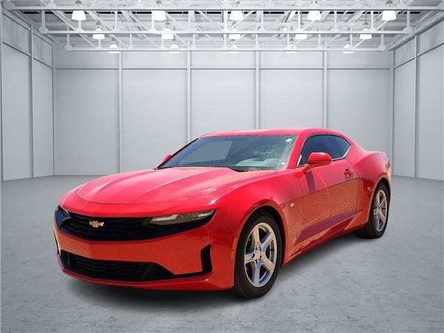 Used 2023 Chevrolet Camaro LT RWD image 1