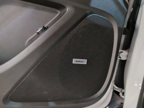 Used 2023 Chevrolet Traverse RS image 24