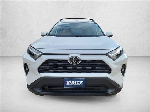 Used 2023 Toyota RAV4 XLE Premium FWD image 2