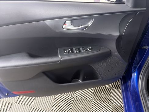 Used 2021 Kia Forte LXS image 21