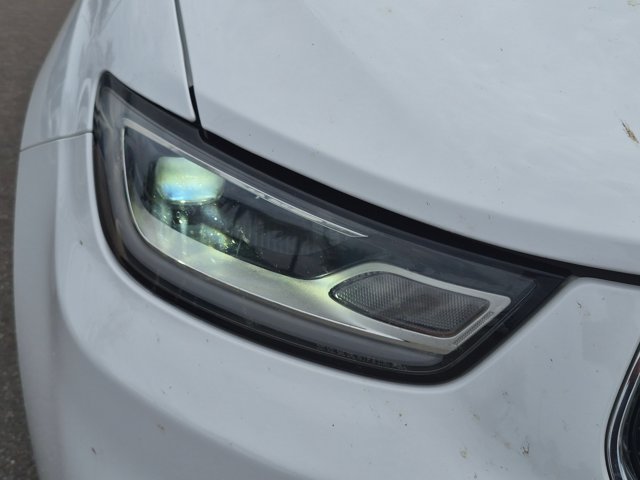 Used 2022 Chrysler Pacifica Touring-L w/ Uconnect Theater Family Group FWD image 8
